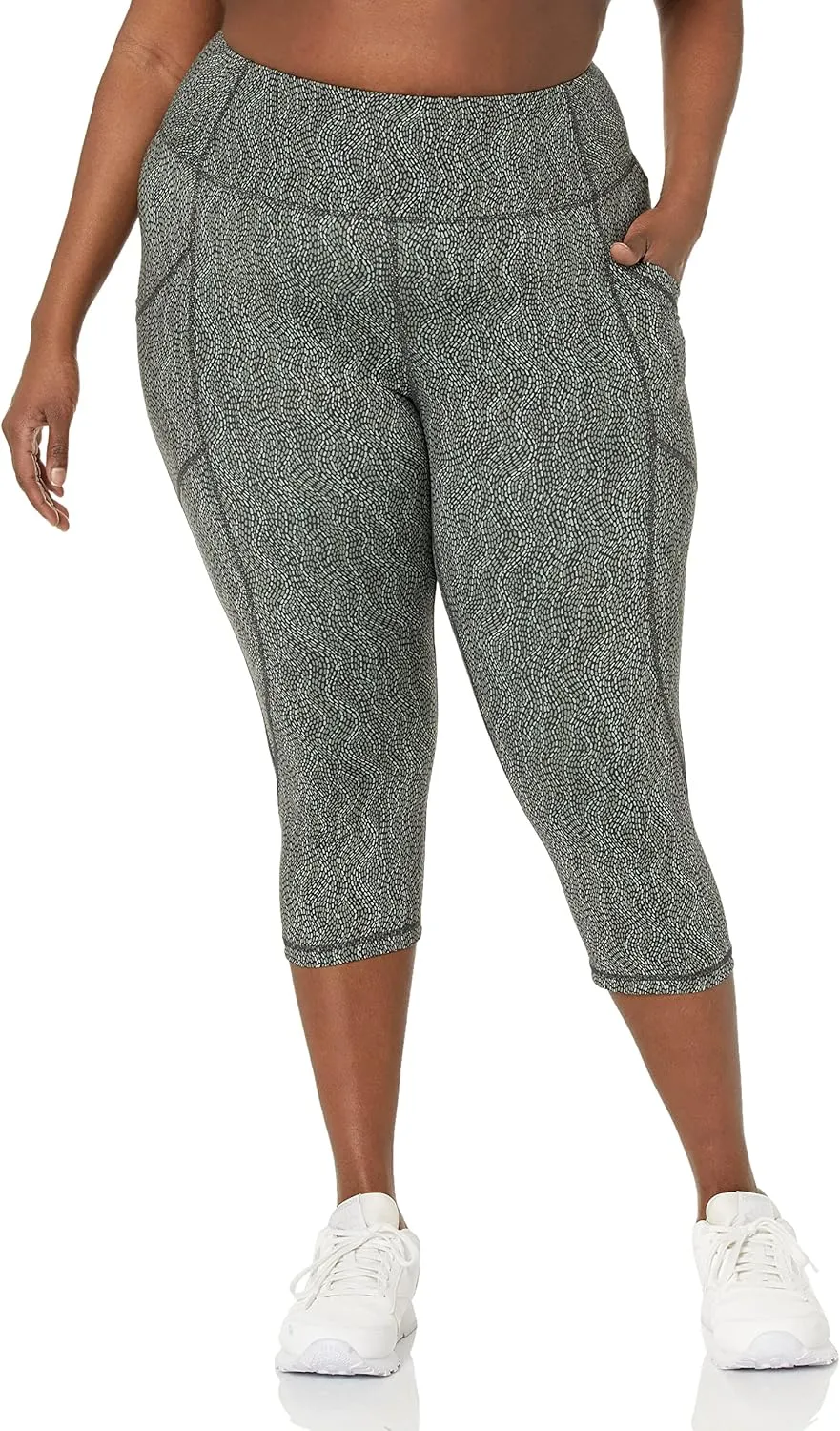 Amazon Essentials Women's Active Sculpt Workout Athleisure High Rise Capri Leggings with Pockets (Available in Plus Size)