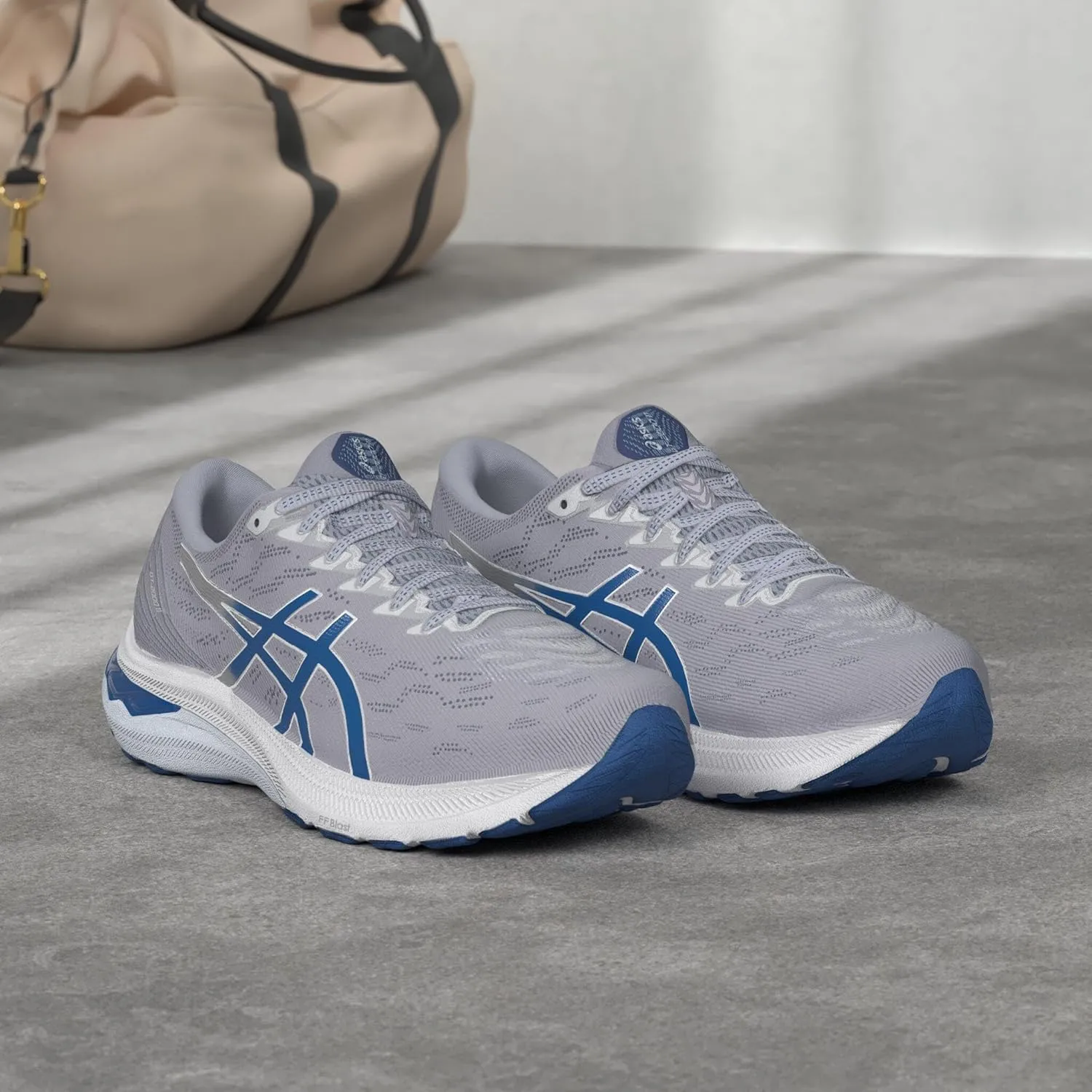 ASICS Women's GT-2000 11 Running Shoes