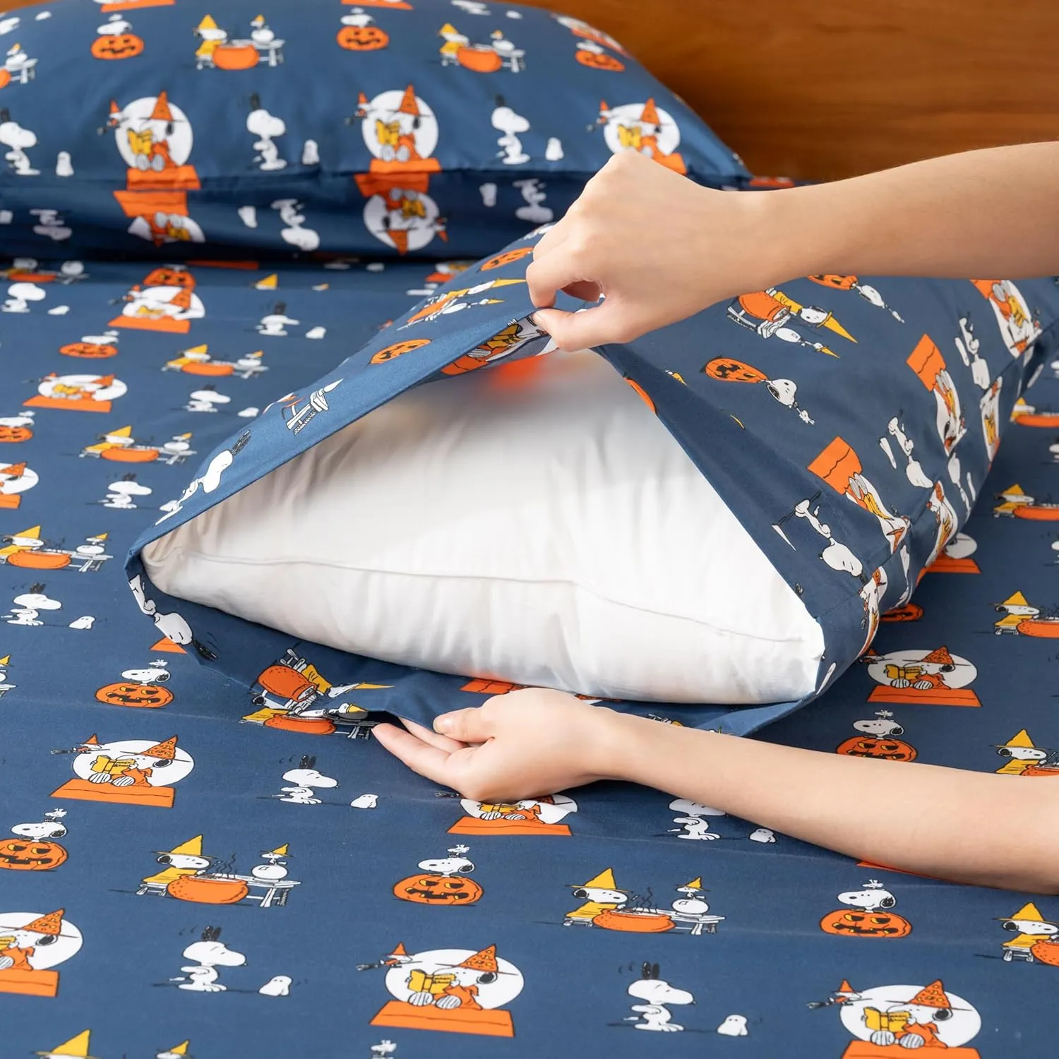 Berkshire Blanket Peanuts® Kids Sheet Set Full Size - 4 Pieces,Cute Character Snoopy Printed Soft Microfiber Bed Sheets,Halloween Magic Potions Sheet Navy