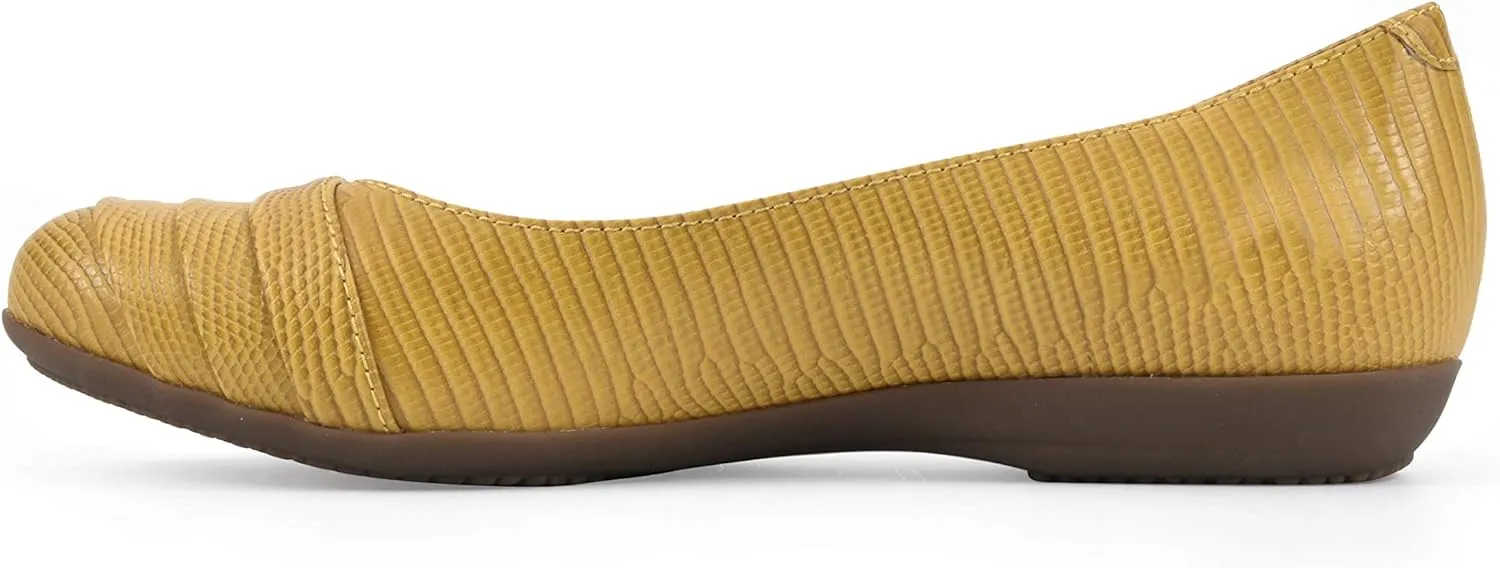 CLIFFS BY WHITE MOUNTAIN womens Clara
