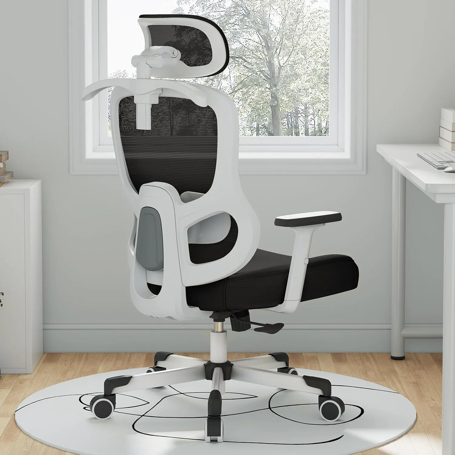 Ergonomic Office Chair Big Tall Reclining Gaming Chair Adjustable Lumbar Support 2D Armrest 6D Headrest Breathable Mesh Swivel Computer Chairs Home Task Desk Chair Coat Hanger Tilt Lock Black White