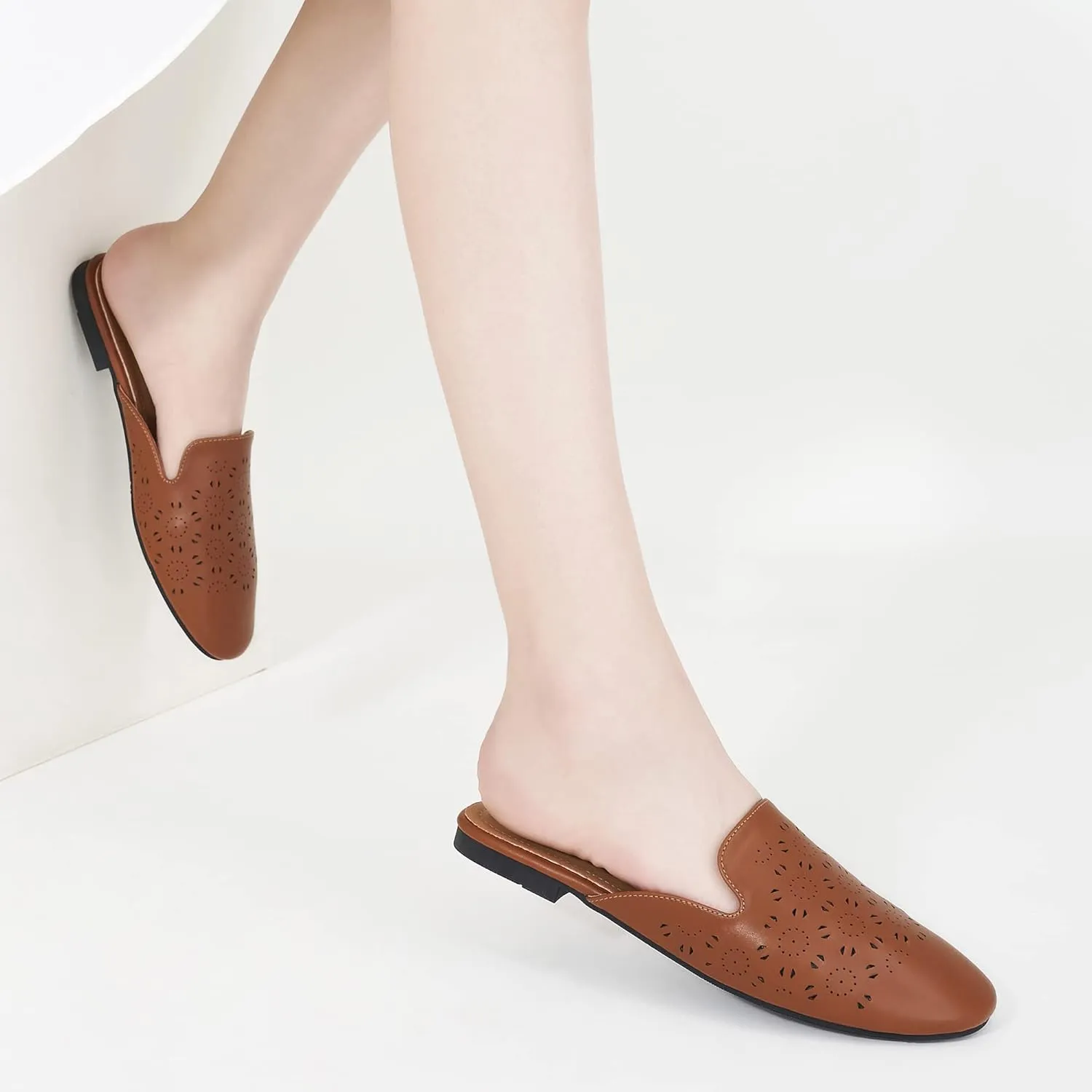 FUDYNMALC Mules for Women Flats Comfortable Round Toe Womens Mules Shoes Breathable Slip On Backless Slide Loafers for Women