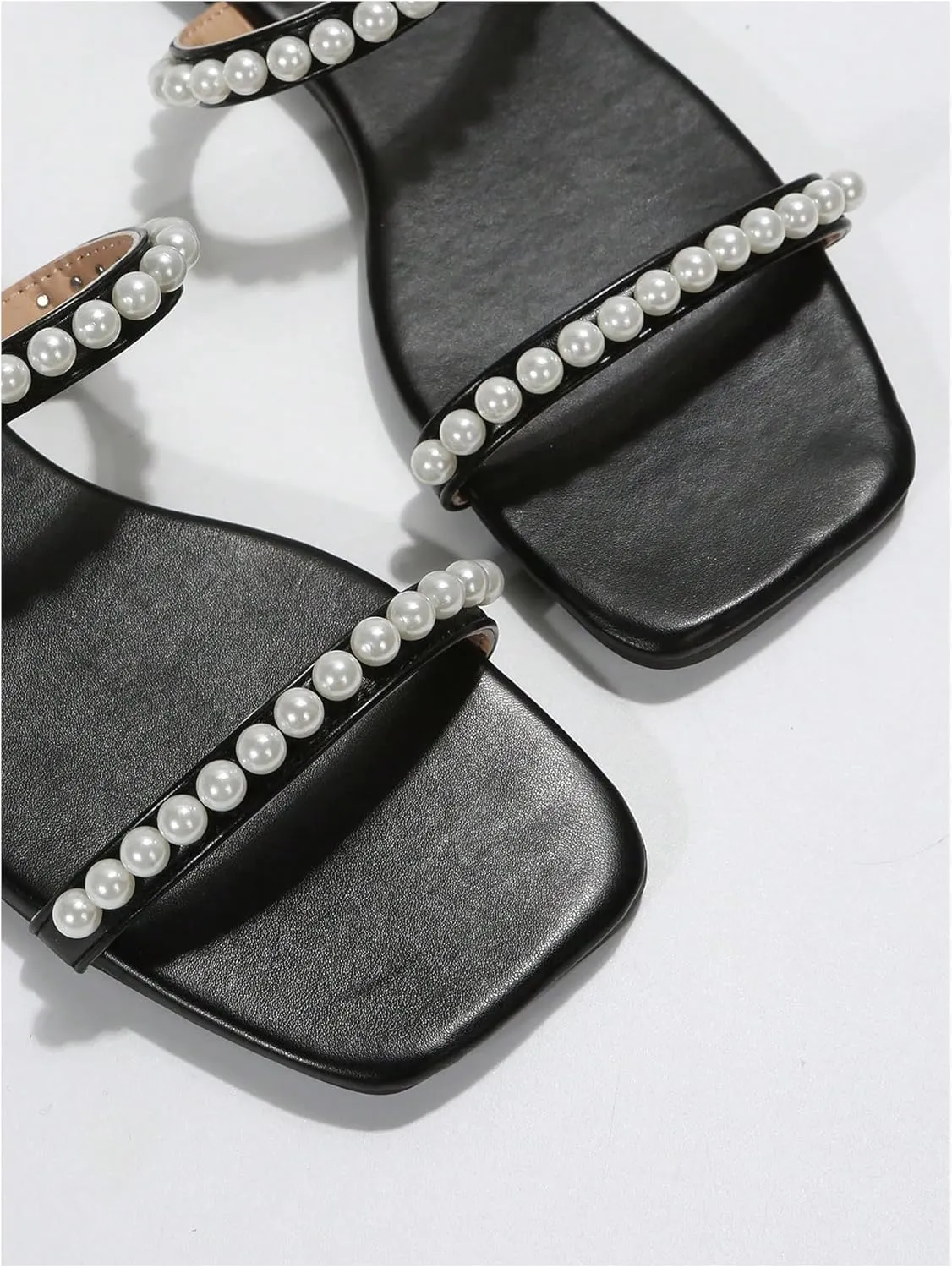 GORGLITTER Women's Pearl Strappy Flat Sandals Slip On Open Toe Wedding Slide Sandals with Pearls