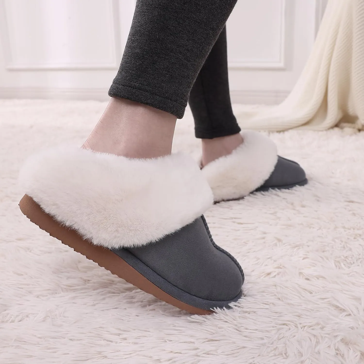 Litfun Fuzzy House Slippers for Women Fluffy Memory Foam Suede Slippers with Faux Fur Collar Indoor Outdoor