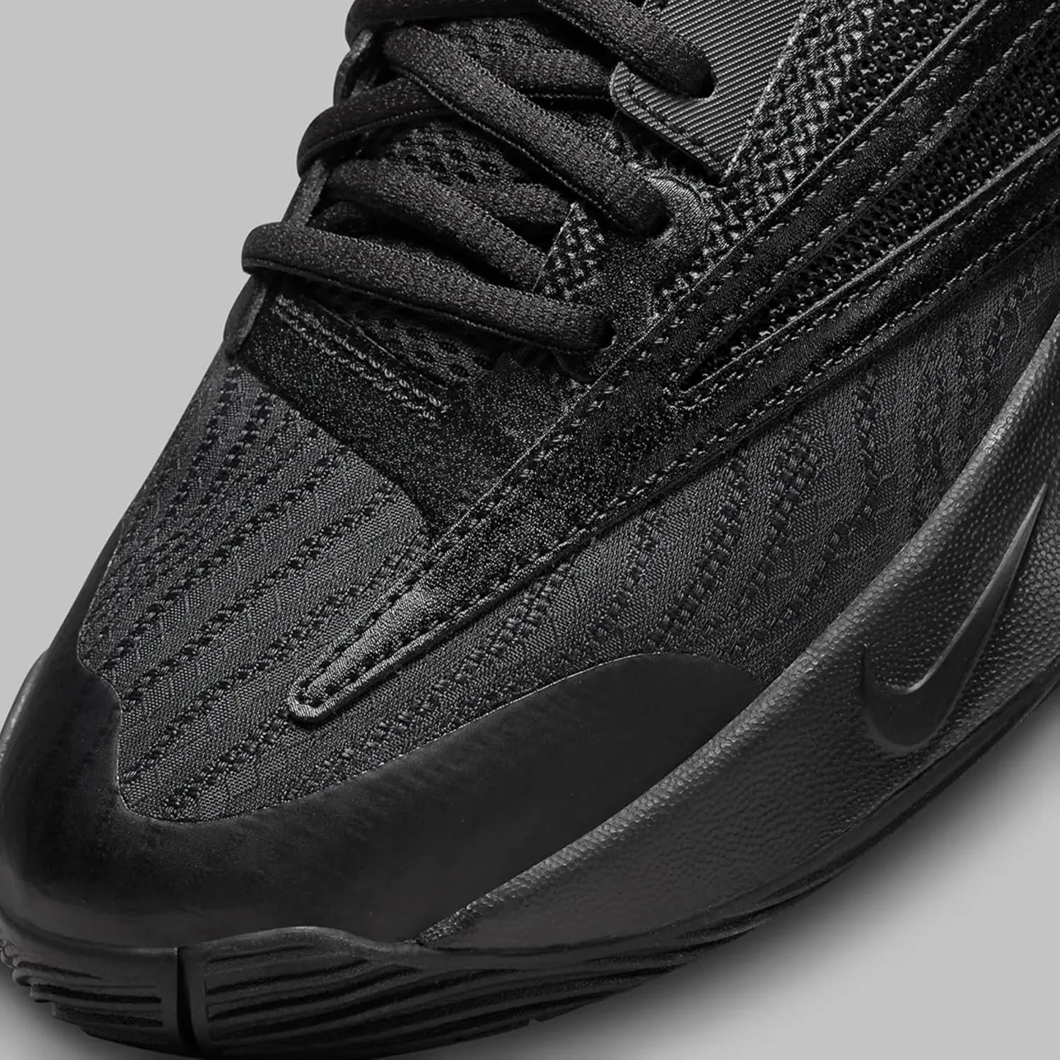 NIKE Men's Sneaker Three Quarters Tall
