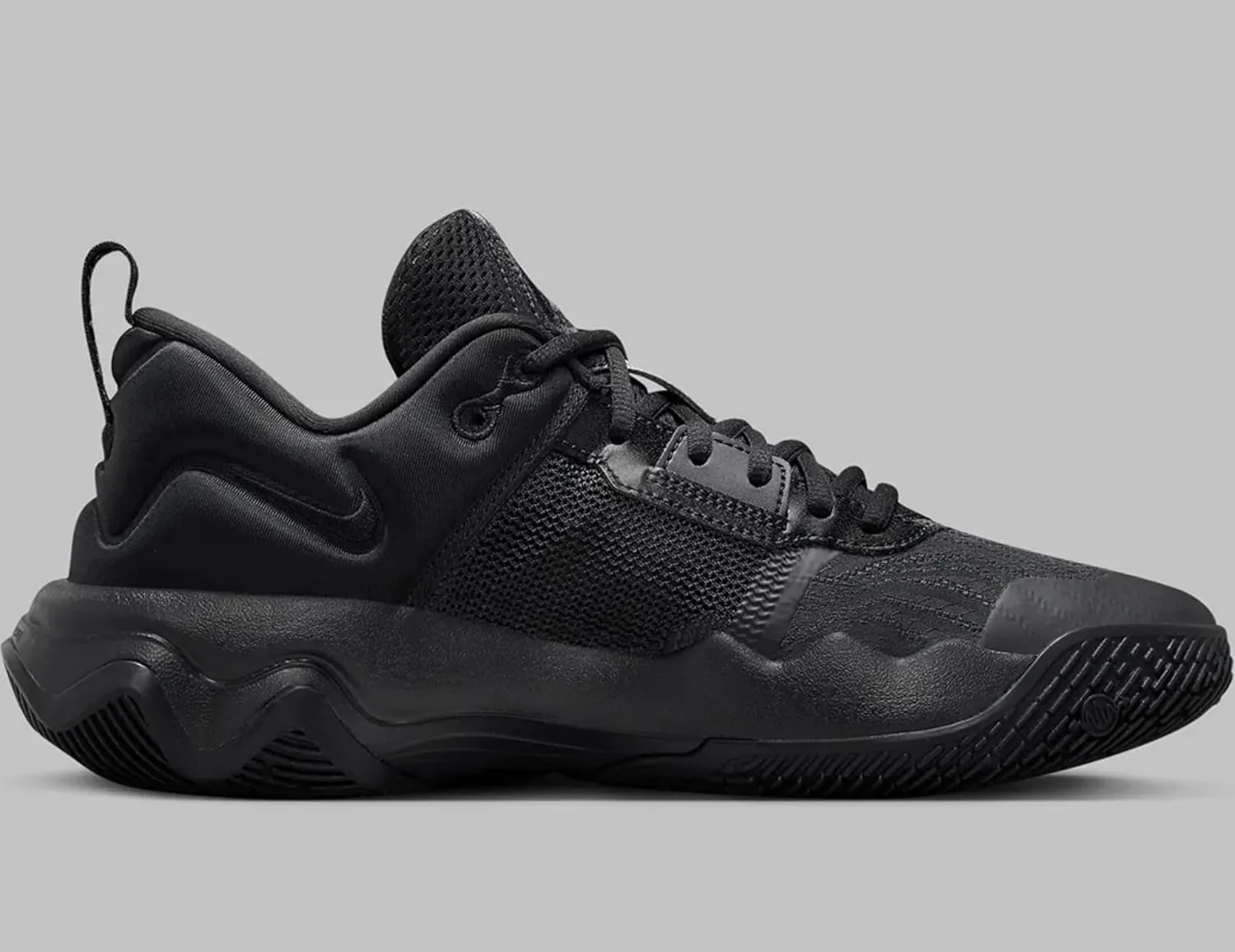 NIKE Men's Sneaker Three Quarters Tall