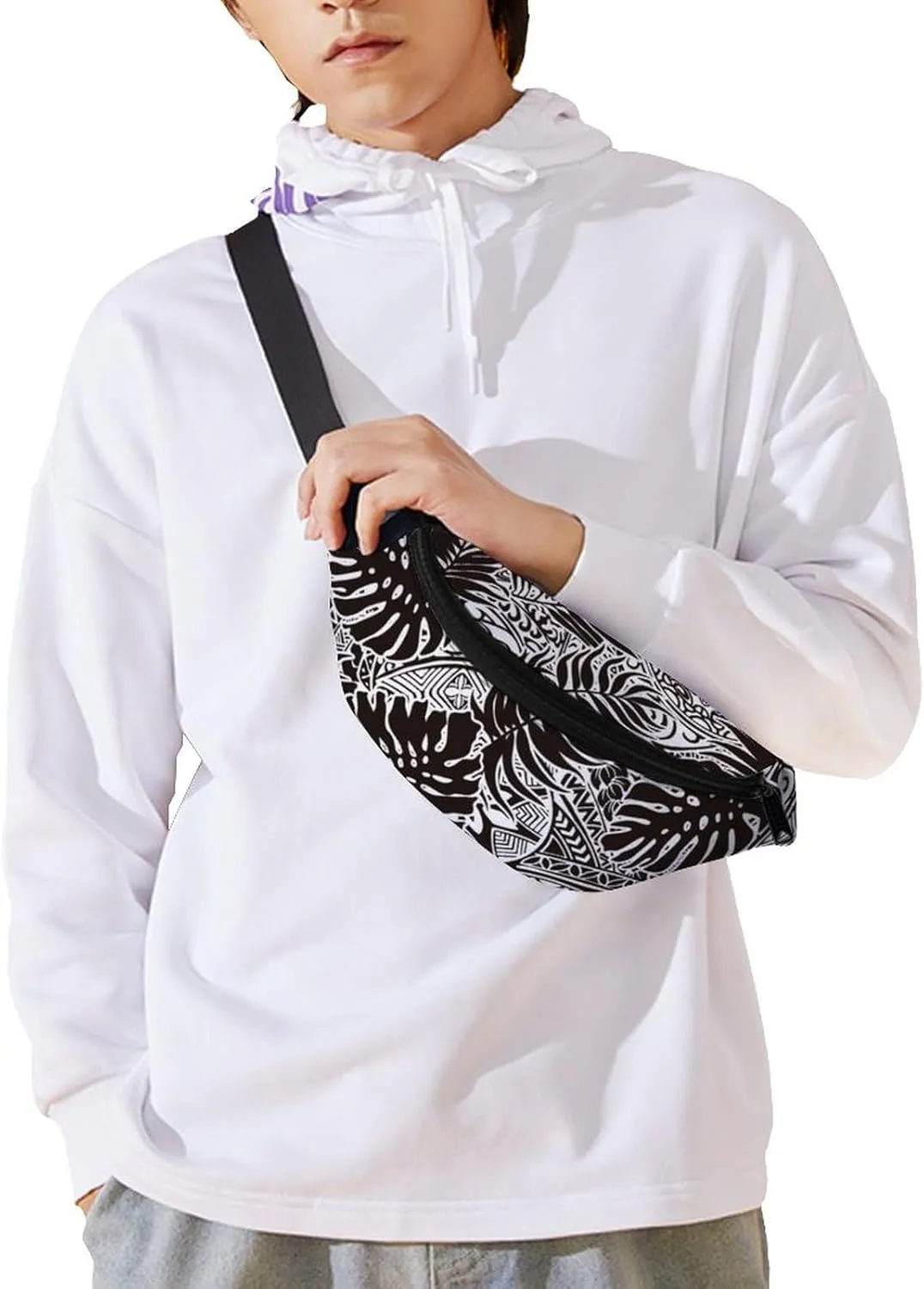 Polynesian Style with Leave Large Crossbody Fanny Packfor Women Men Waist Pack for Running with Adjustable Strap for Sports Casual Bag 36 * 15cm