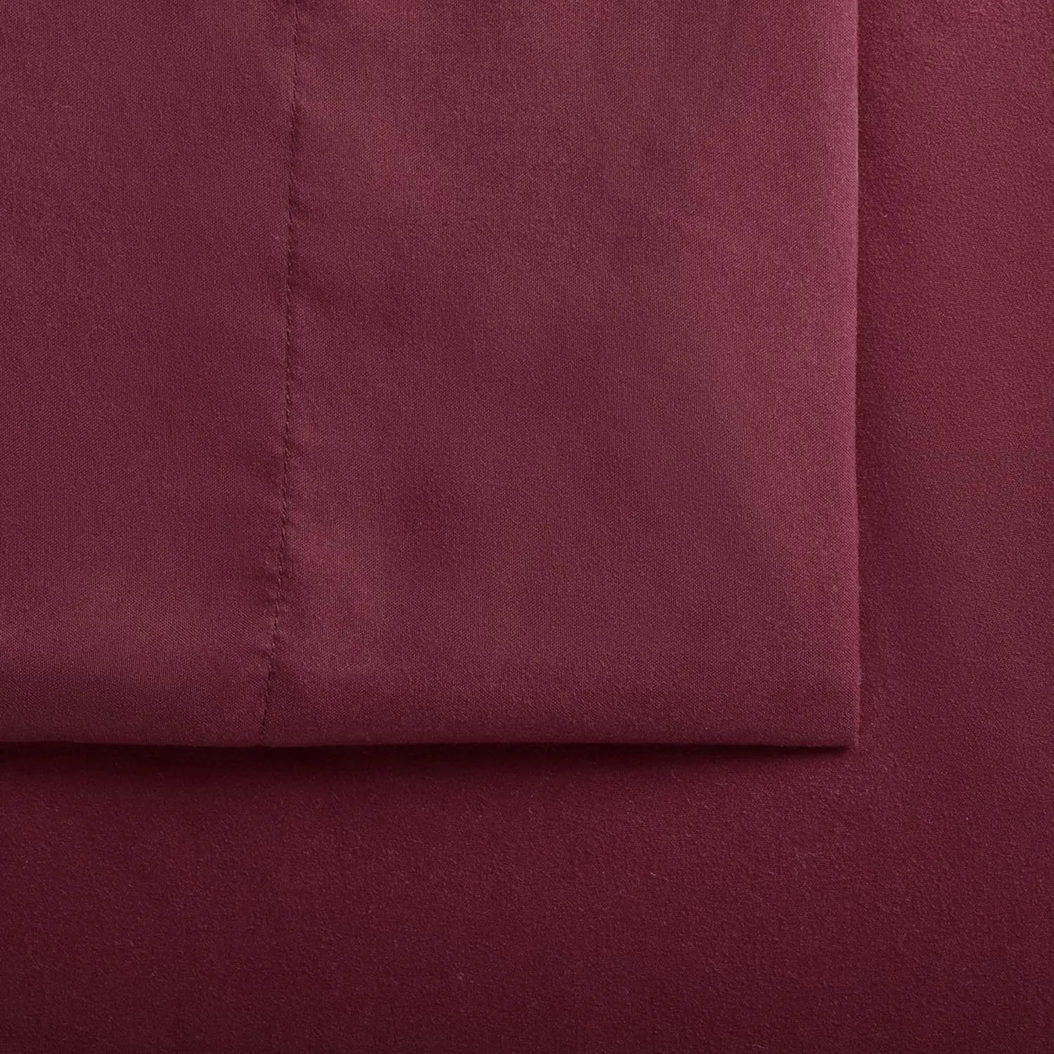 Serta Simply Clean Super Soft Hypoallergenic Stain Resistant Deep Pocket 4 Pieces Solid Bed Sheet Set, Queen, Burgundy