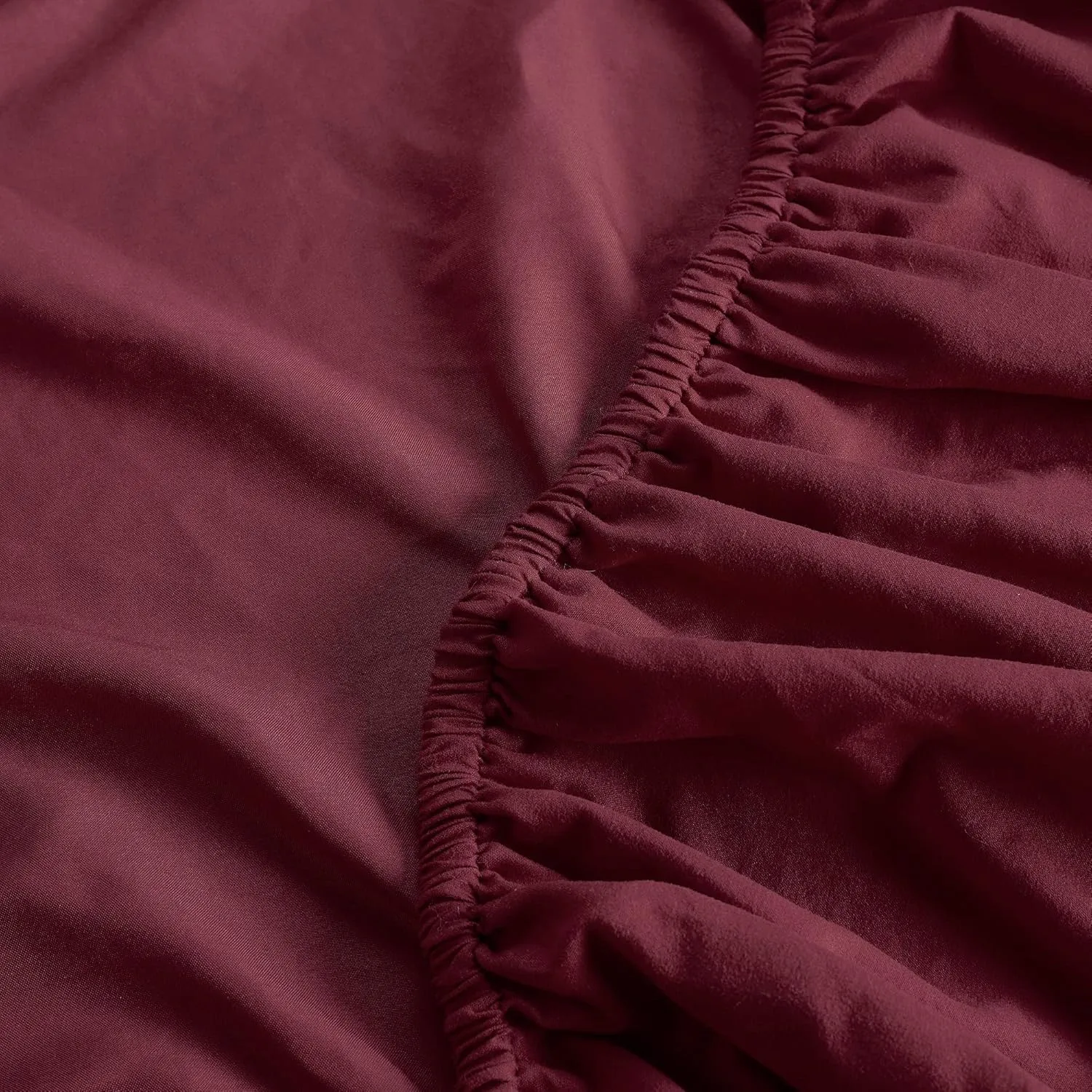 Serta Simply Clean Super Soft Hypoallergenic Stain Resistant Deep Pocket 4 Pieces Solid Bed Sheet Set, Queen, Burgundy