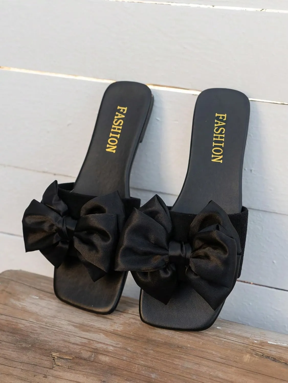 Verdusa Women's Bow Slide Sandals Open Toe Slip On Summer Flat Sandals