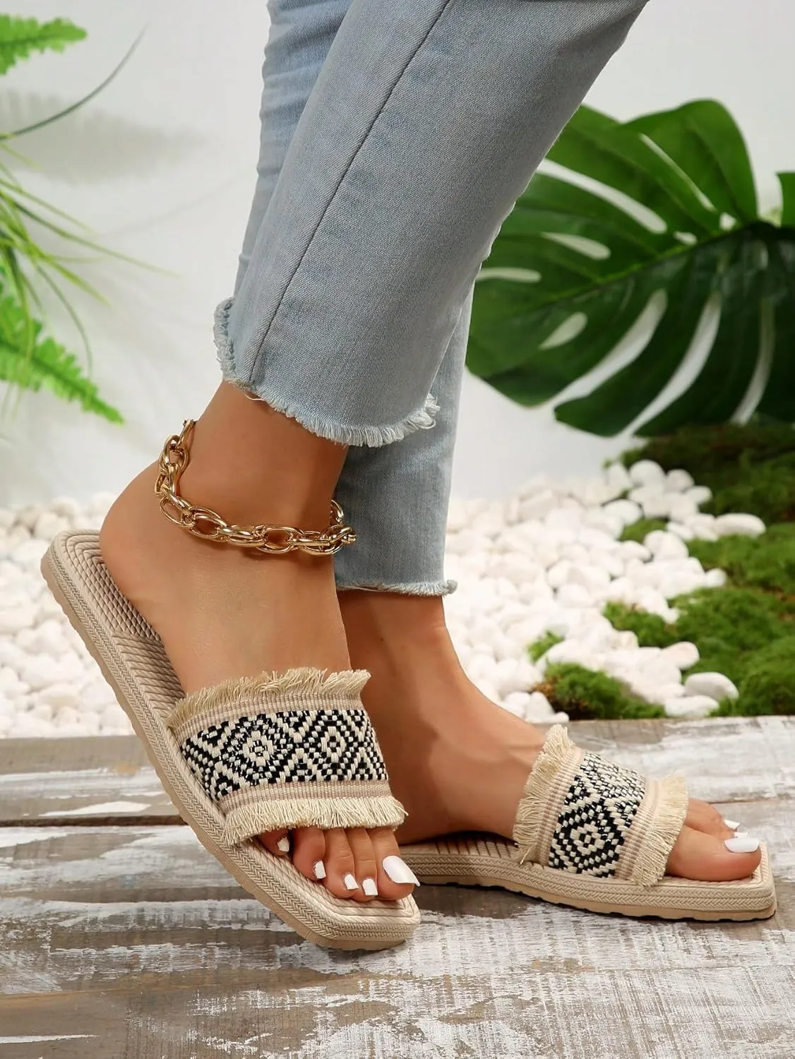Verdusa Women's Fringe Trim Square Open Toe Flat Summer Slide Sandals Beach Shoes