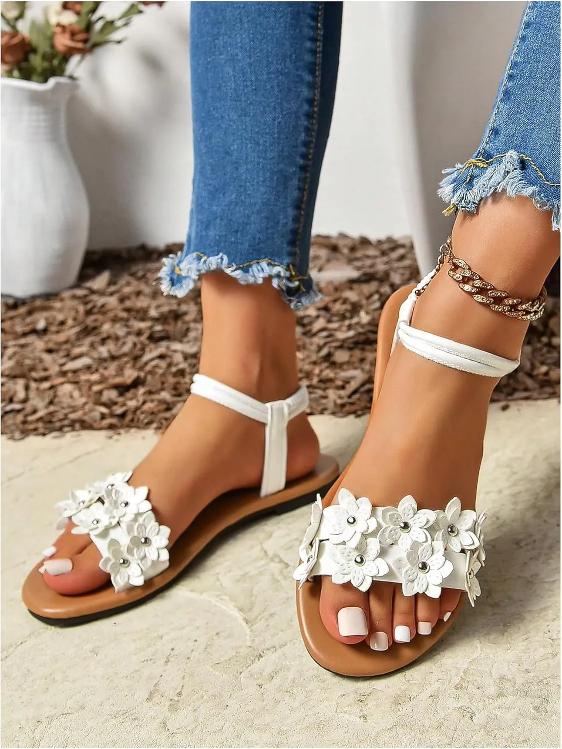 Verdusa Women's Summer Sandals Flower Leather Flat Sandals with Ankle Strap