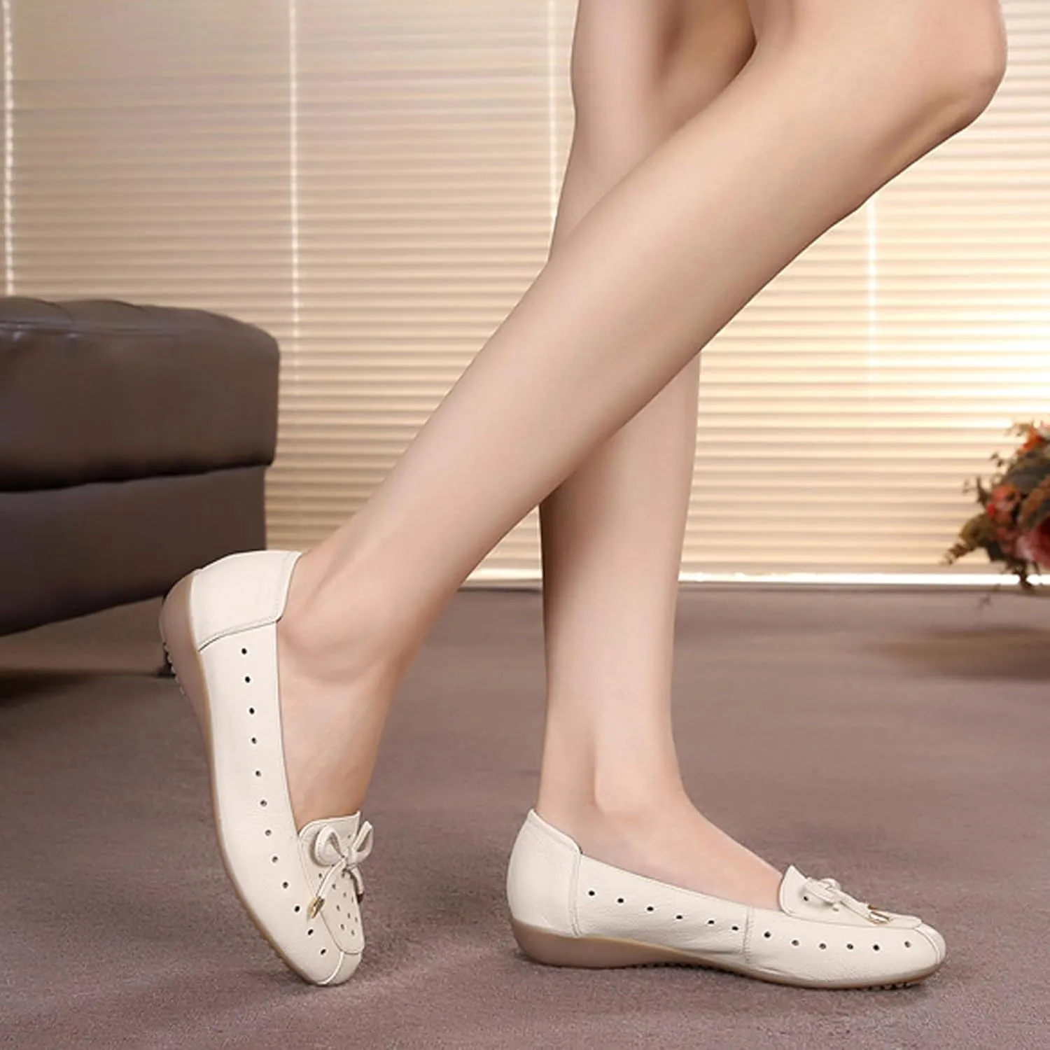 Women's Bow-Knot Hollow Flat Soft Leather Loafers,Fashion Breathable Spring and Summer Round Toe Slip On Casual Walking Shoes Nurse Flats Shoes