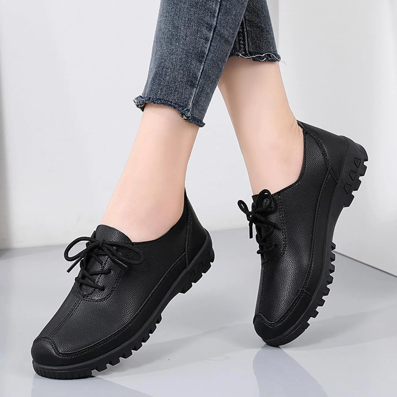 Women's Flat Shoes Lace Up Comfortable and Soft Oxford Non-Slip Brogues Shoes ，Business Casual Work