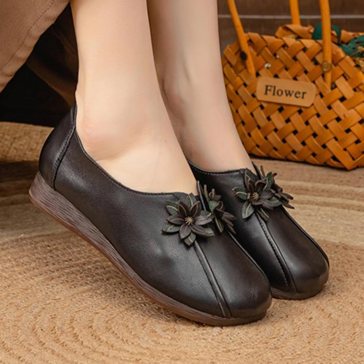Women's Leather Flower Casual Dress Shoes,Vintage Comfort Summer/Fall Slip on Oxford Soft Sole Flat Walking Loafers