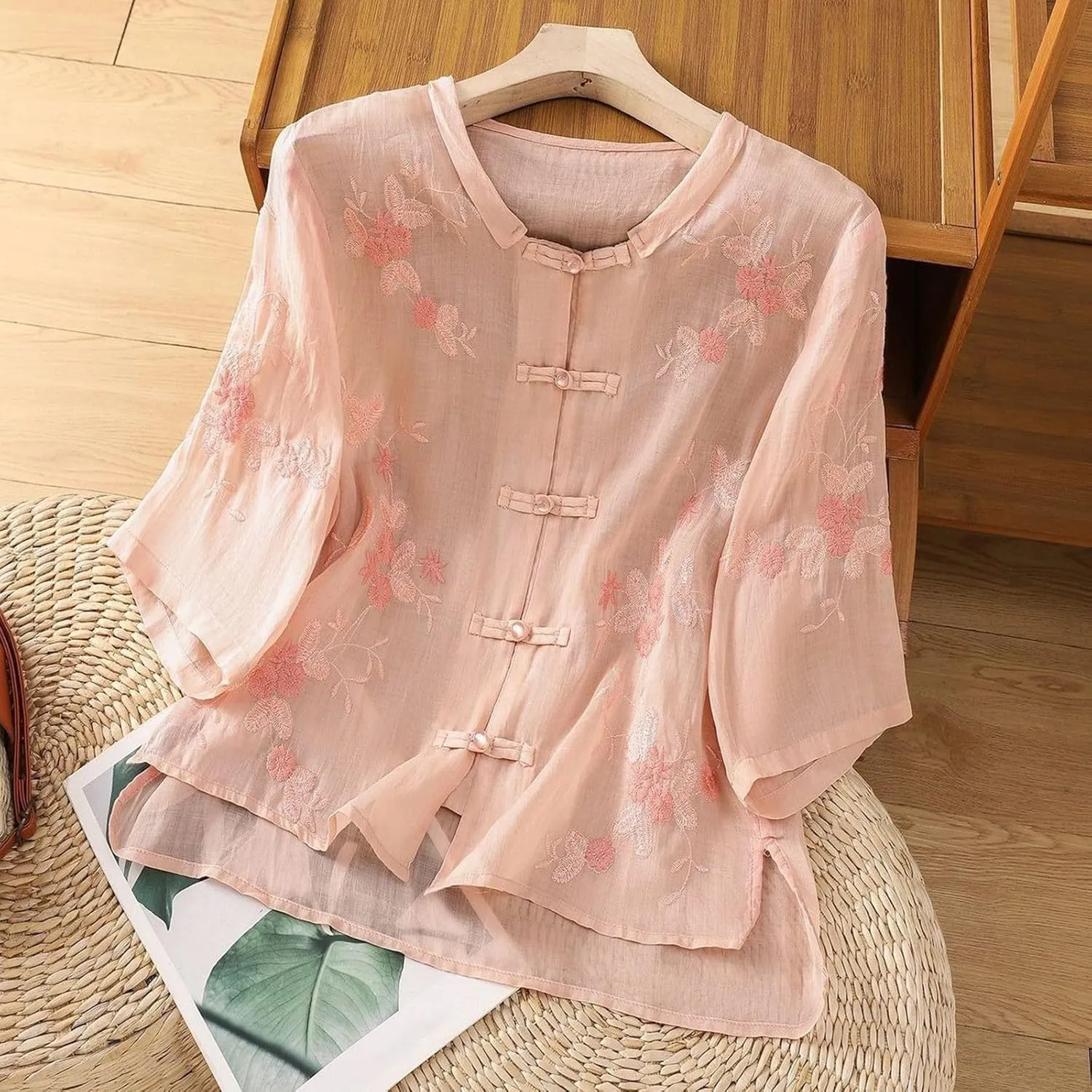 Womens Linen Shirts V-Neck Embroidery Blouse Floral Print 2025 Summer Tee Shirts Short Sleeve Loose T-Shirt